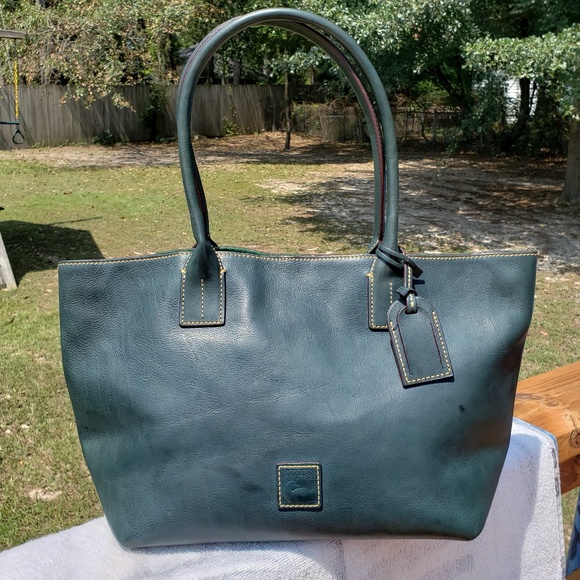 *SOLD* Dooney and Bourke Florentine Small Russel - Picture 2 of 8